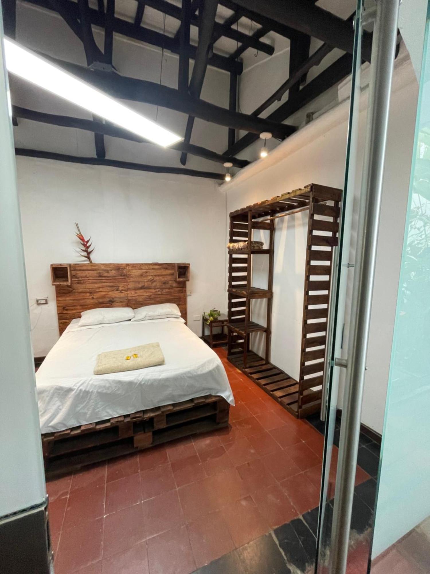 Hostal Chontaduro Casa Colonial En Pleno Centro Historico De Cali- Se Alquila La Casa Entera Para 12 O 13 Personas O Por Habitaciones Екстер'єр фото